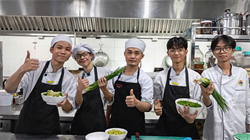 Hoạt động đào tạo8